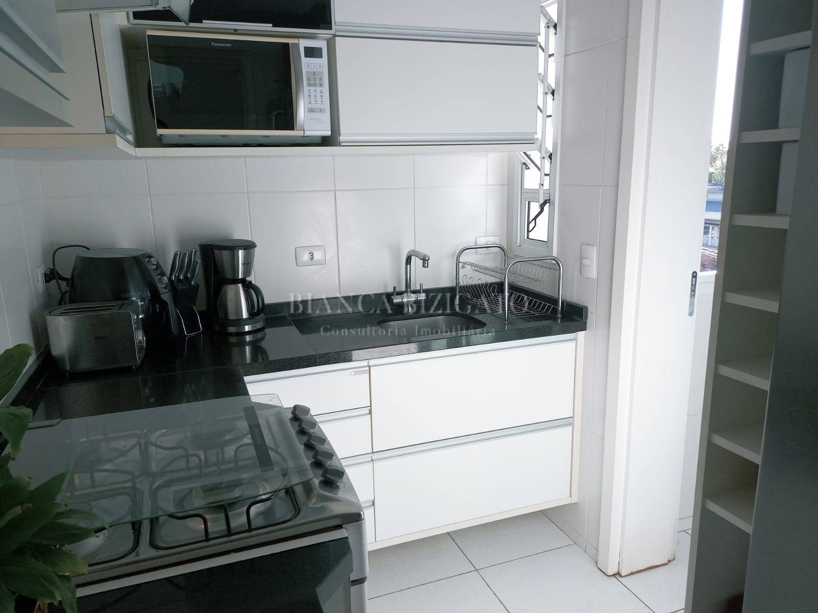 Apartamento à venda com 2 quartos, 67m² - Foto 9