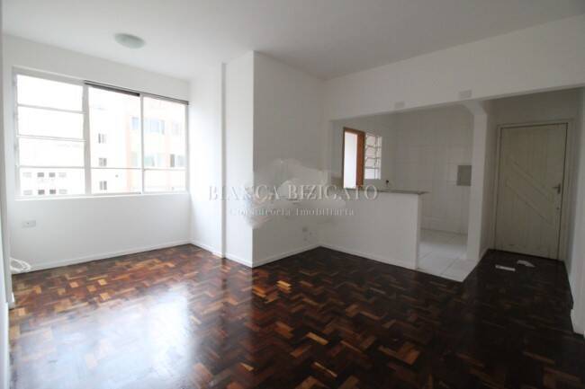 Apartamento à venda com 2 quartos, 84m² - Foto 1