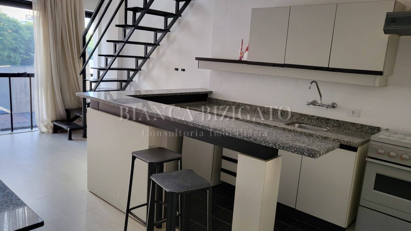 Apartamento à venda com 1 quarto, 47m² - Foto 4