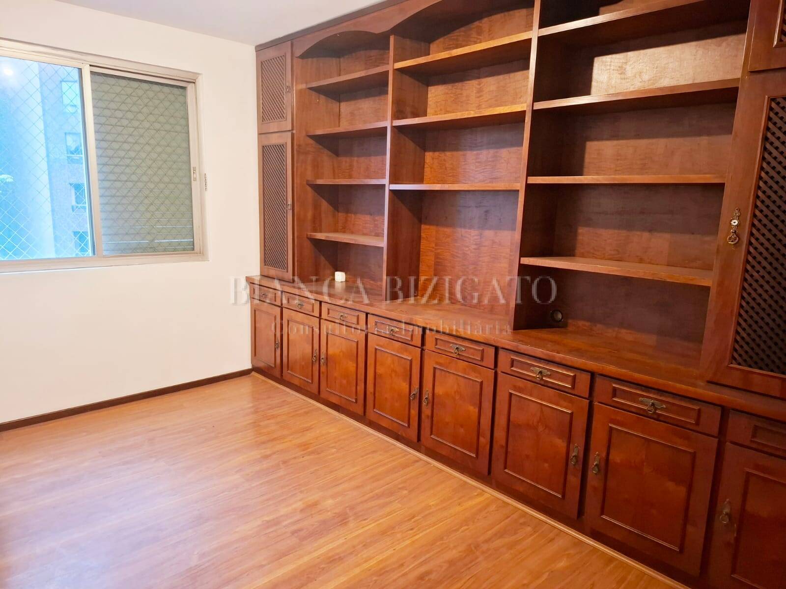 Apartamento à venda com 4 quartos, 337m² - Foto 8