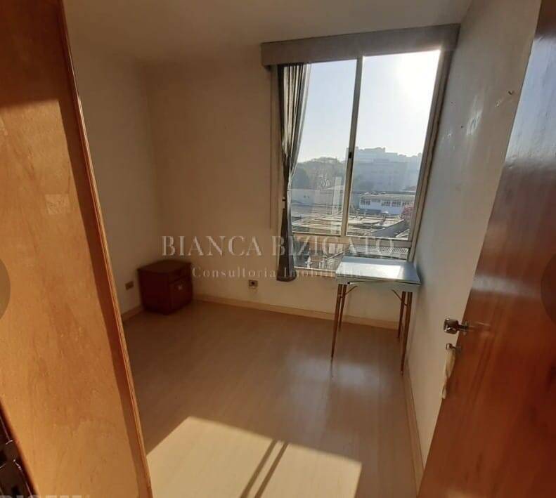 Apartamento à venda com 3 quartos, 93m² - Foto 5