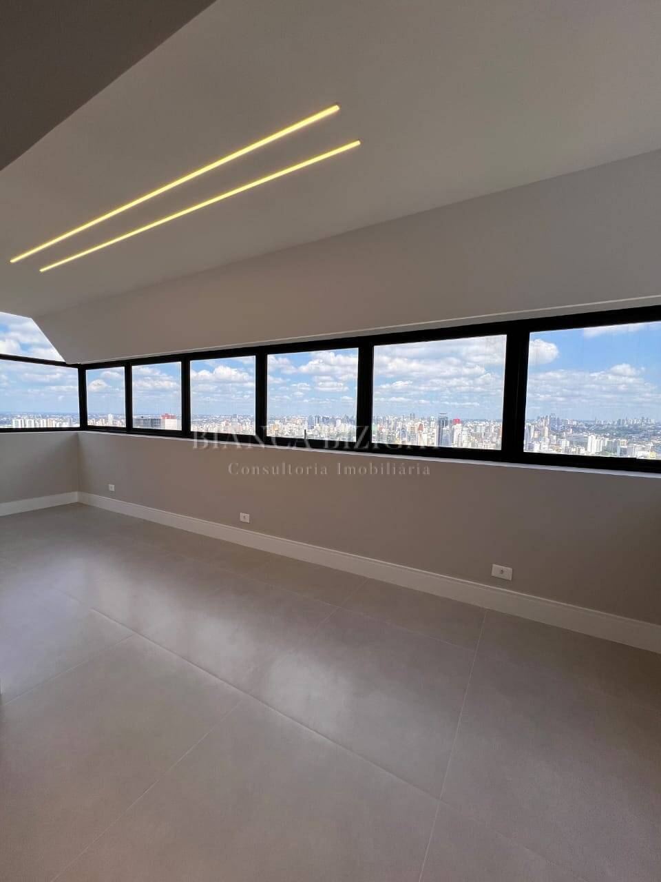 Cobertura à venda com 3 quartos, 548m² - Foto 14